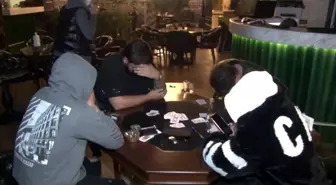 Son dakika haber: Ataşehir'de nargile keyifli okey masasına polis baskını