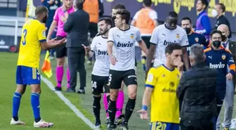 La Liga'da Cadiz-Valencia maçına ırkçılık skandalı damga vurdu