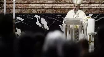 Papa: 'Pandemide yaşanan yoksulluğa rağmen silahlara para yatırmak skandaldır'