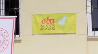 Suriye sınırındaki öğrenciler 'EBA Mobil Destek Aracı' sayesinde eğitimini aksatmadan sürdürüyor