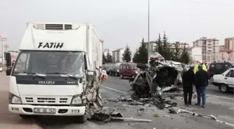 MANİSA TURGUTLU'DA FIRTINADA AĞAÇLAR DEVRİLDİ