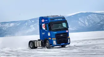 Ford F-MAX ile donmuş göl üstünde hız rekoru