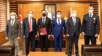 Rektör Beydemir'den emniyet teşkilatına ziyaret