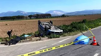 Son dakika haberi... İzmir'de süt kamyonu ile hafif ticari araç çapıştı: 3 ölü, 4 ağır yaralı