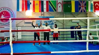 Kick Boks şampiyonasına damga vurdular