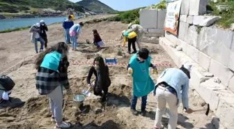 Datça'da otizmli çocuklar Knidos Ören Yeri'nde yapay kazı yaptı