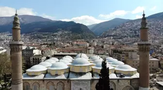 Ulu Cami'ye Ramazan mahyası asıldı