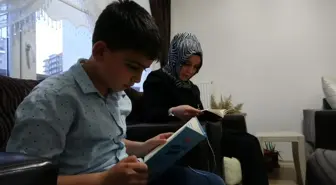 'Yarenler Okuyor' projesi sayesinde aileler kitap okuyor