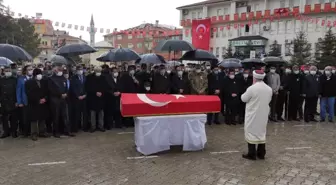 Son dakika haberleri! Şehit Uzman Çavuş Kızılay memleketinde gözyaşları arasında defnedildi