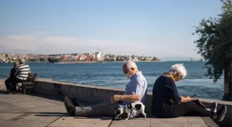 Covid: 65 yaş üstü için getirilen yeni kısıtlama kararları ne kadar doğru?