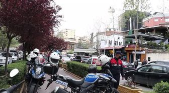 Arnavutluk'ta camide düzenlenen bıçaklı saldırıda 5 kişi yaralandı