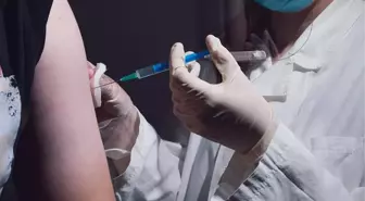 Oxford'dan ilginç deney: Koronavirüsü atlatan kişileri yeniden enfekte edecekler