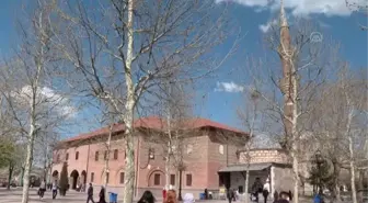 Camiler ramazanda yeniden mukabele halkalarıyla buluştu