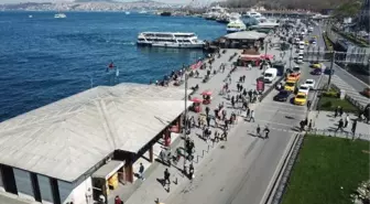 Eminönü'nde manzara değişmedi; kısıtlama öncesi akın ettiler