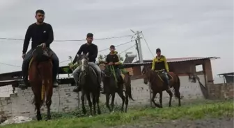 KOCAGÜR KÖYLÜLERİNİN GEÇİM KAYNAĞI RAHVAN ATLAR