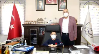 Çameli Belediye Başkanı Arslan koltuğunu çocuklara emanet etti