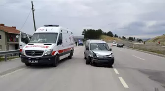 Son dakika haberi! Tavşanlı'da trafik kazası: 4 yaralı