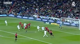 Ruud Van Nistelrooy'un 2007-08 Sezonunda Osasuna'ya Attığı Gol