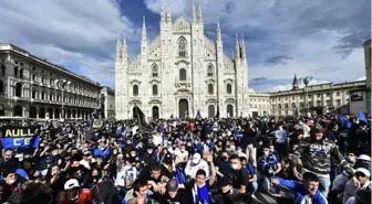 İtalya'da Covid: 30 bin Inter taraftarının Milano sokaklarındaki kutlamaları kaygı yarattı, 'biyolojik bomba' yorumu yapıldı