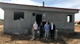 Murathanlar Köyü'nde imam evi ve köy mezarlığı duvarı yapımı tamamlanıyor