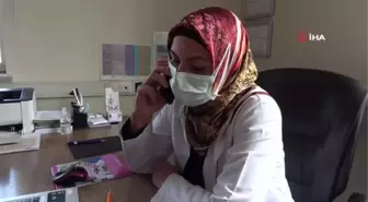 Aşı olmak istemeyen vatandaşlar telefonla aranarak ikna ediliyor