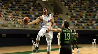 TBL: Kocaeli BŞB Kağıtspor: 75 Manisa Büyükşehir Belediye Spor: 68