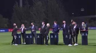 Turkcell Kadın Futbol Ligi'nde kupa töreni yapıldı (2)