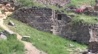 ABD'Lİ YÖNETMEN ELİA KAZAN'IN KAYSERİ'DEKİ EVİ HARABEYE DÖNDÜ