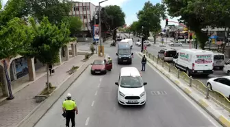 Edirne'de 'tam kapanma' denetimleri aralıksız sürüyor