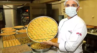 Covid-19, baklava ikram etme alışkanlığını da değiştirdi