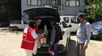 Türk Kızılay Mudanya'da 150 aileye yardım ulaştırdı