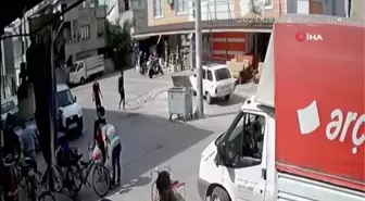 Elektrikli bisikleti çalan hırsızlar önce kameralara sonra polise yakalandı
