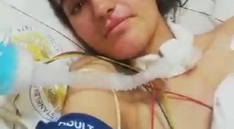 KUMALIĞI KABUL ETMEYİNCE VURULAN YOĞUN BAKIMDAKİ EMİNE'DEN DOKTORLARA: SİZE GÜVENİYORUM