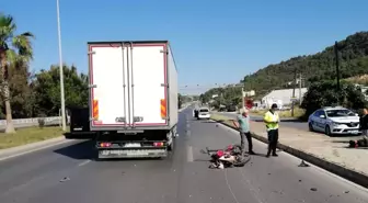 Alanya'da motosikletle kamyon çarpıştı: 1 ağır yaralı