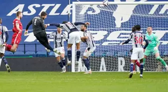 Liverpool kalecisi Alisson, 90+5. dakikada attığı golle West Bromwich karşısında galibiyeti getirdi