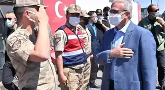 Diyarbakır Valisi Karaloğlu jandarma ve polis uygulama noktalarını ziyaret etti