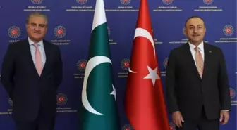 Bakan Çavuşoğlu, Pakistanlı mevkidaşı Kureyşi ile görüştü