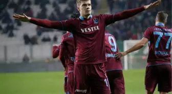 Trabzonspor taraftarlarından Sörloth atağı