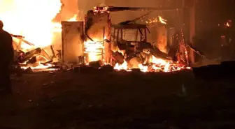 Yozgat'ta çıkan yangında bir ev, traktör ve araç kullanılamaz hale geldi