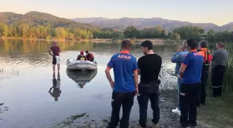 Sakarya'da serinlemek için gölete giren genç boğuldu