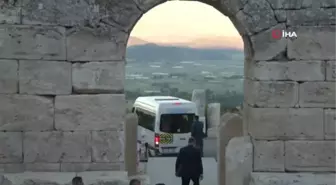 Son dakika haberleri | Bakan Kurum, Kibyra Antik Kenti'nde incelemelerde bulundu