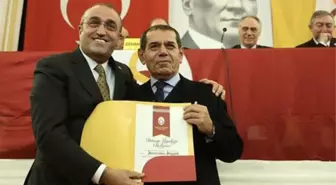 Güçlü bir yönetimle seçime girmeye hazırlanan Abdurrahim Albayrak, Terim'i de ikna etmeye çalışıyor