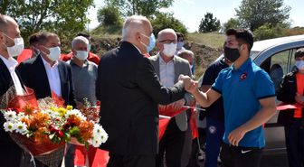Şampiyon Acar'a memleketinde görkemli karşılama