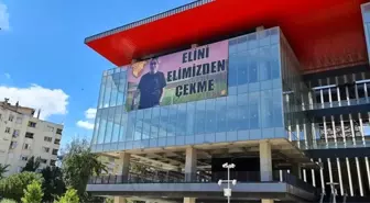 Göztepeli taraftarlardan Başkan Sepil'e: 'Elini elimizden çekme'