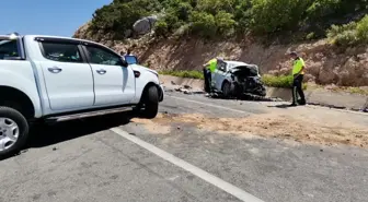 İzmir'de trafik kazası: 1 ölü, 3 yaralı