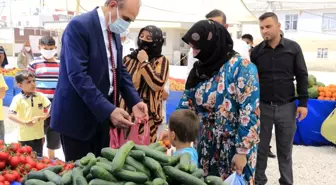 Akçakale'de ilk semt pazarı kuruldu