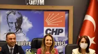 CHP Kadın Kolları Genel Başkanı Nazlıaka, Çorum'da partilileriyle bir araya geldi