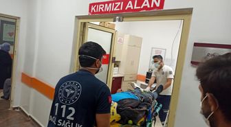 Minibüs ile motosiklet çarpıştı: 1 Yaralı
