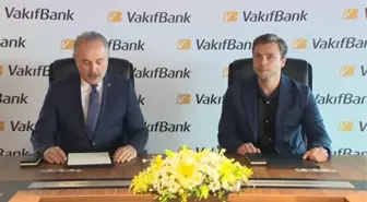 VakıfBank'ın yeni marka yüzü oyuncu Tolga Sarıtaş oldu