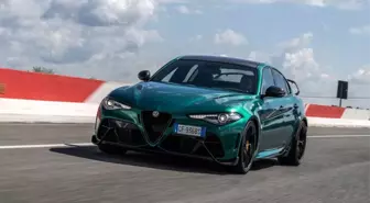 Alfa Romeo'nun GTA efsanesi Giulia ile geri döndü